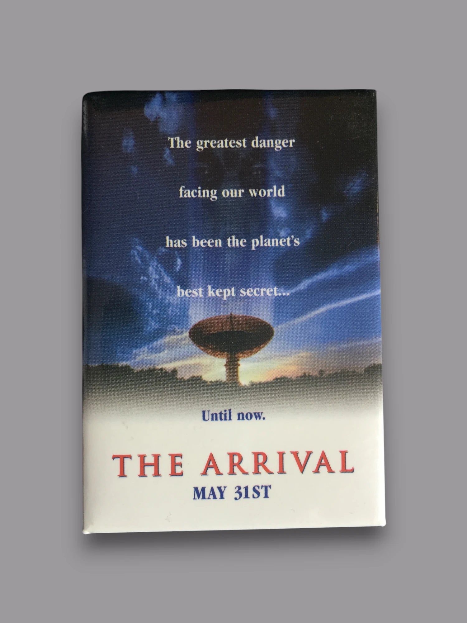 The Arrival (1996) Movie Promo Pin image 1