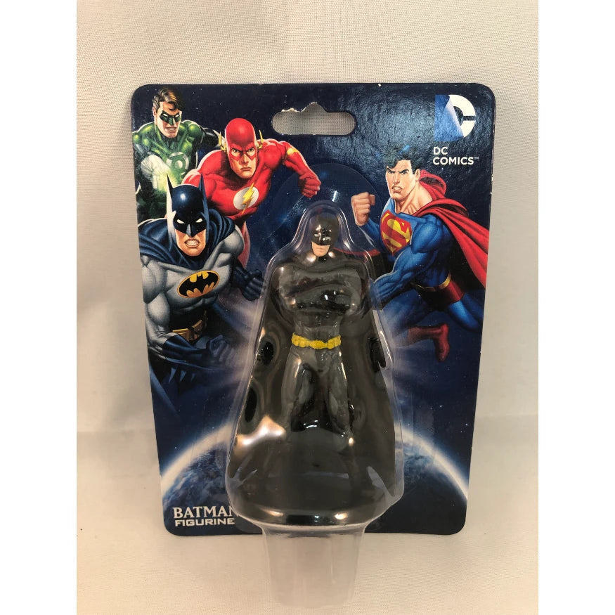 DC Comics Batman Figurine (Crossed Arms, Carded) image 0