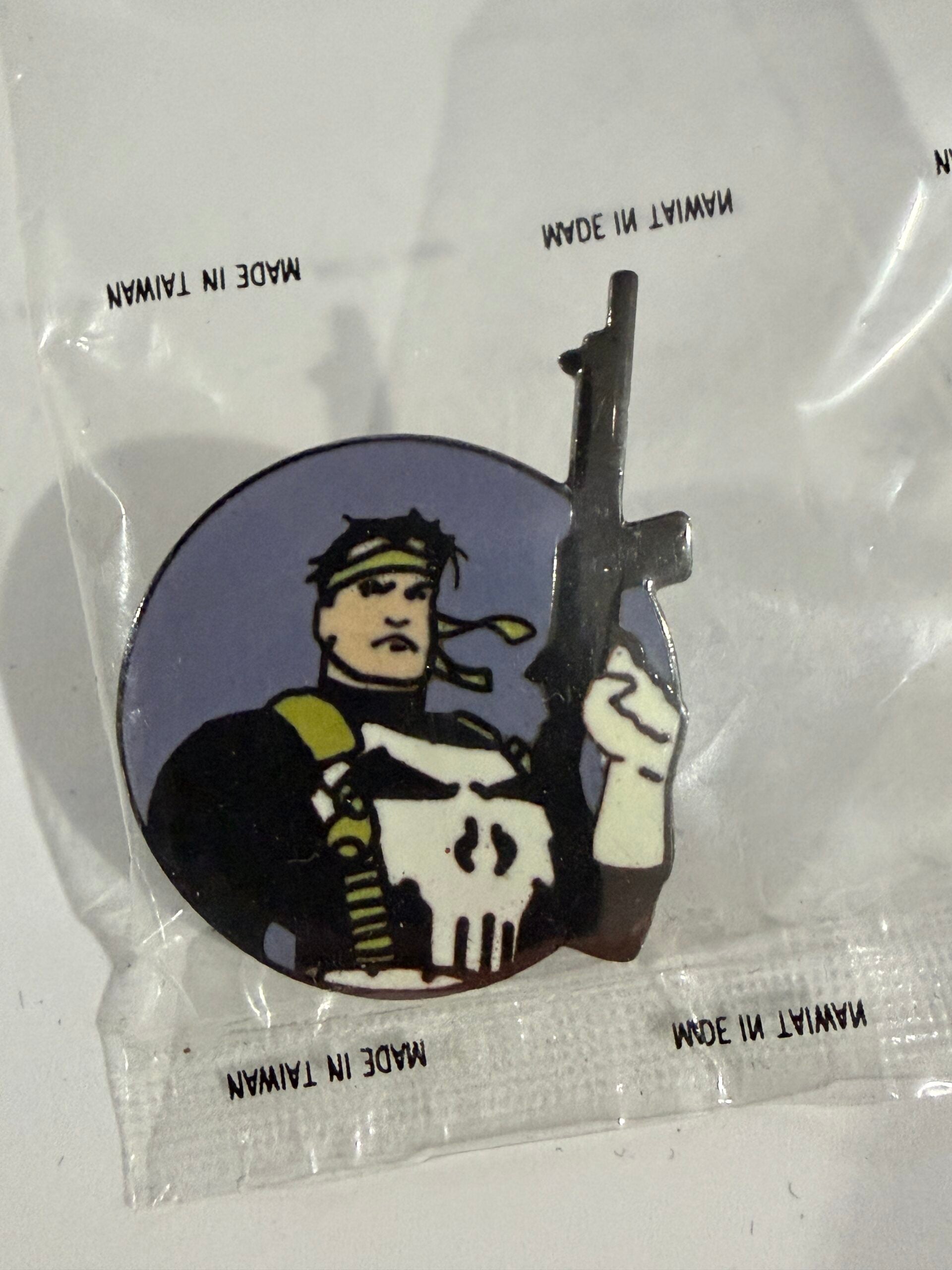 💀 The Punisher Enamel Pin #232 – 1992 - Planet Studio 💀 image 1