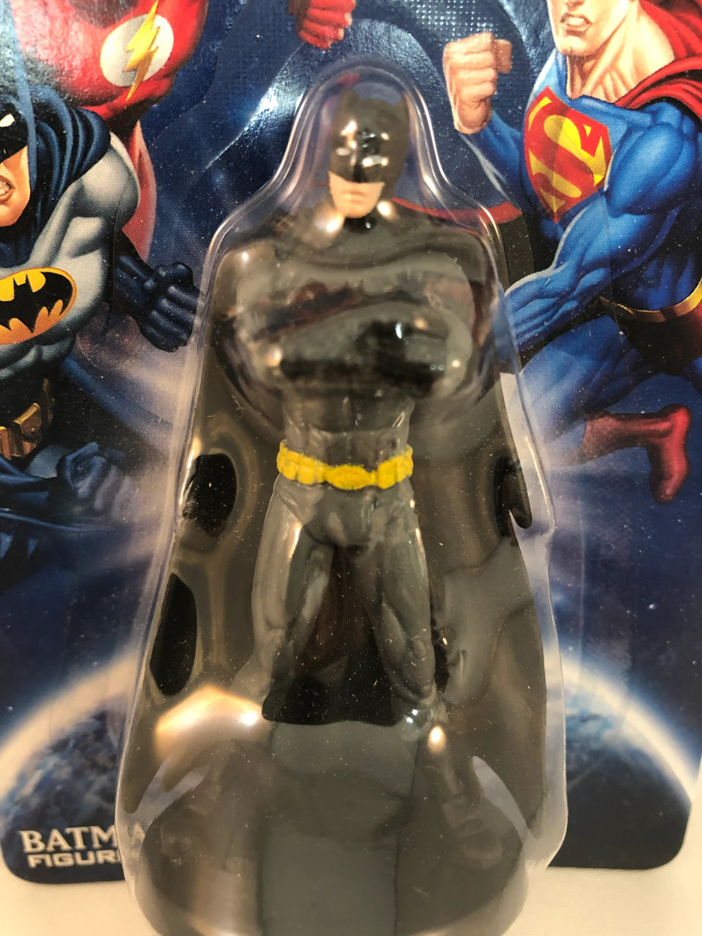 DC Comics Batman Figurine (Crossed Arms, Carded) image 2