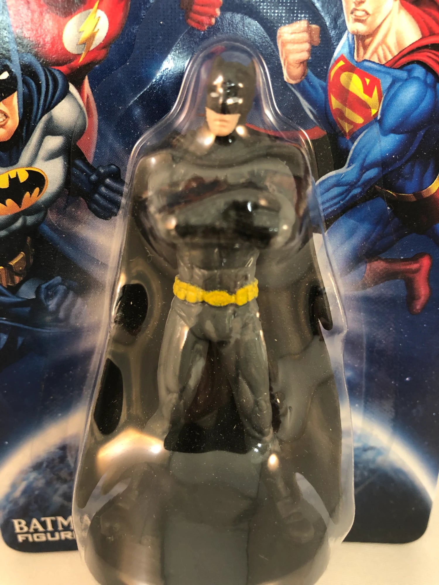 DC Comics Batman Figurine (Crossed Arms, Carded) image 2