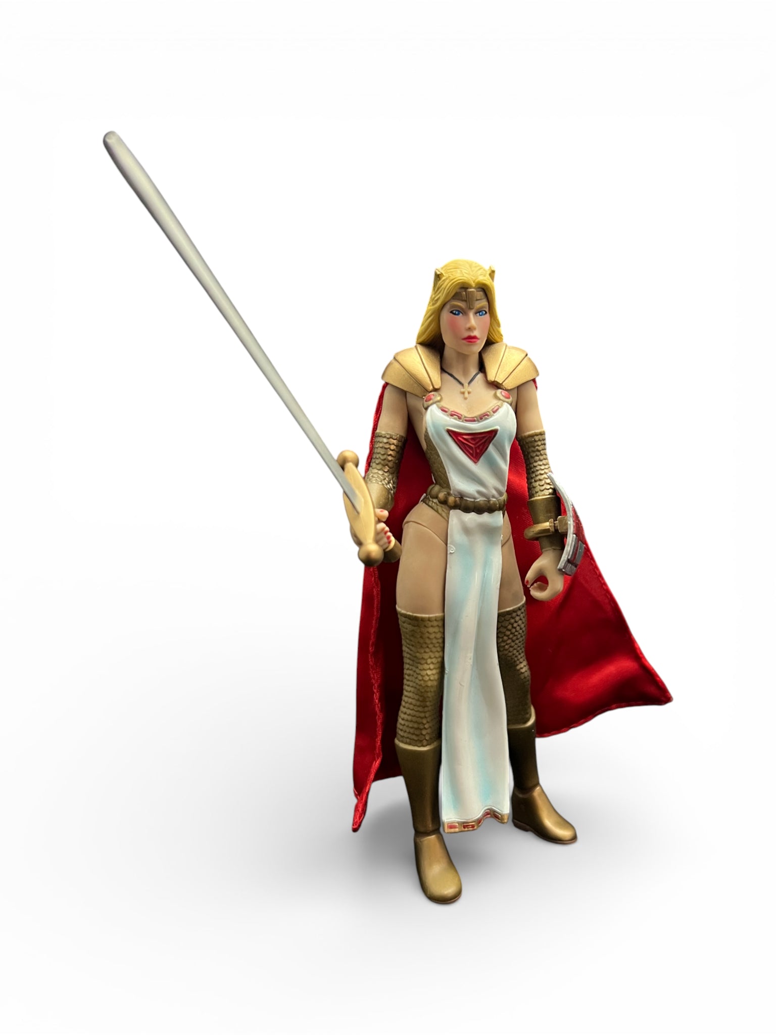 Lady Pendragon (White) – Lady Pendragon Basic Series image 1