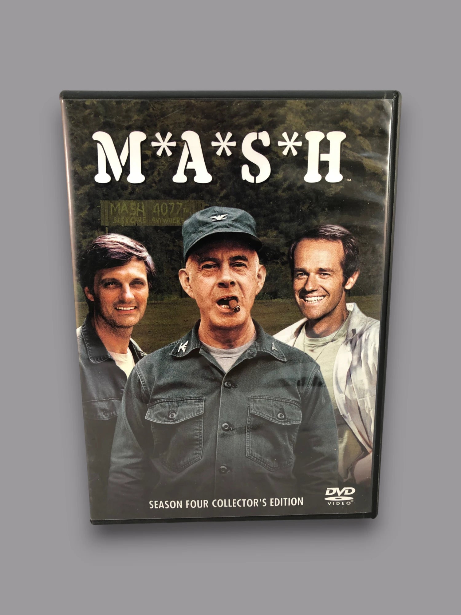 M*A*S*H – Season Four Collector’s Edition (DVD) image 1