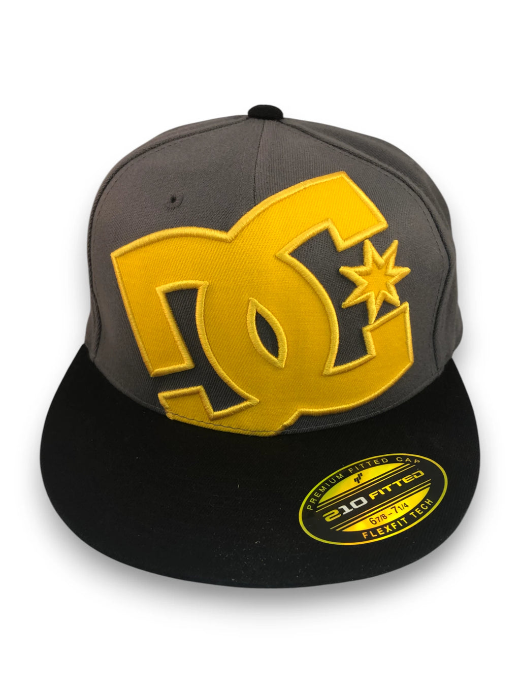 DC Shoes 210 Fitted Cap image 2