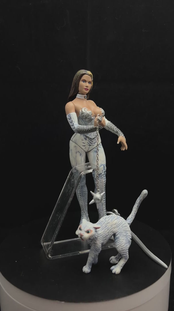Alley Cat Action Figure – White Outfit Variant